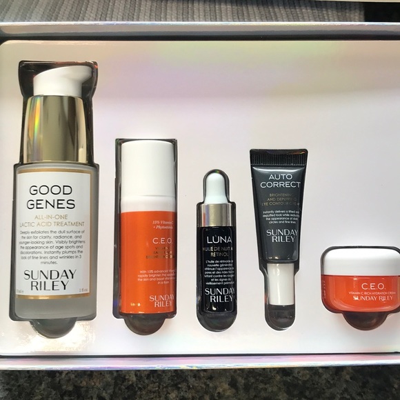 Sunday Riley Set - Picture 3 of 4